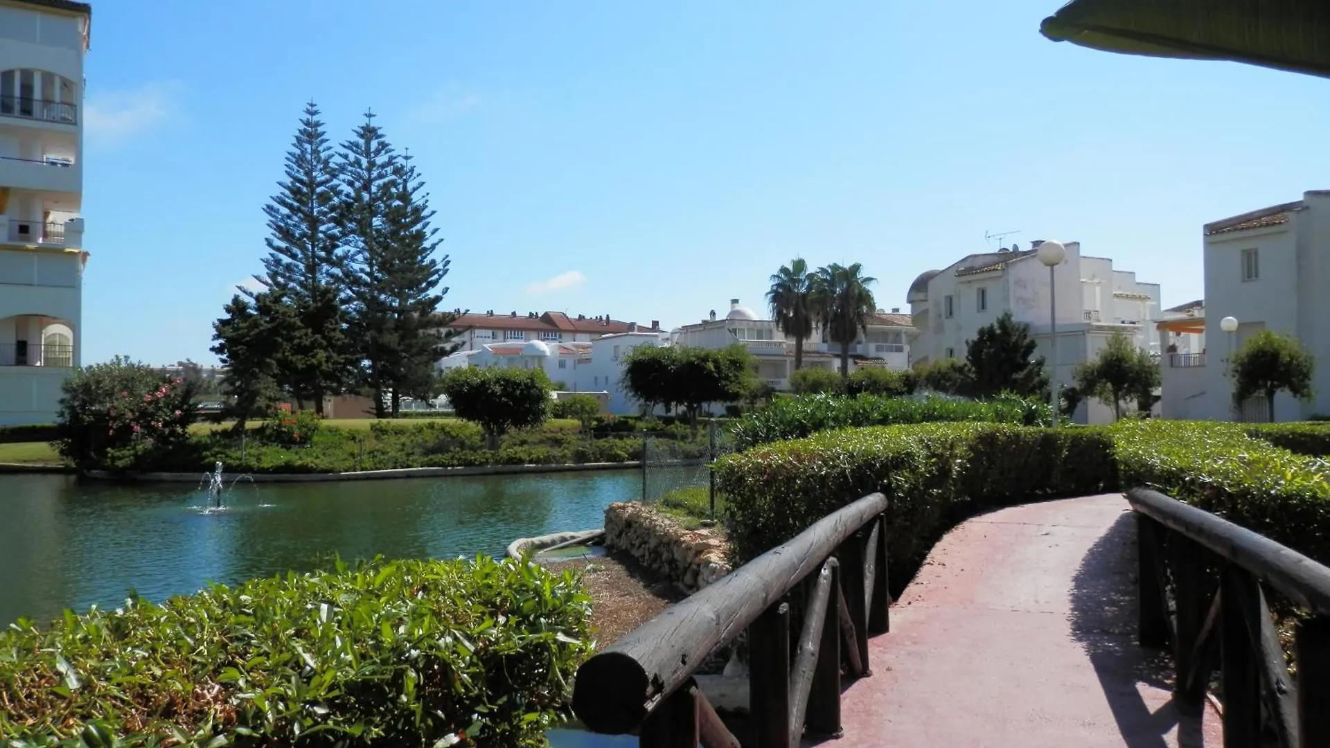 Laguna Bosque Torrox Apartment
